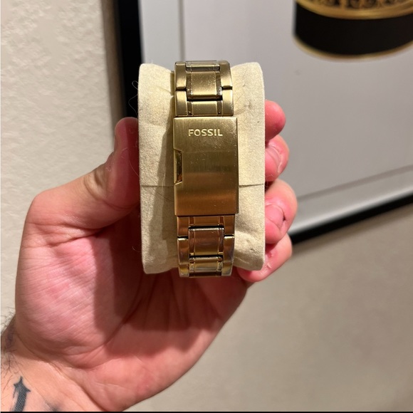 Good Fossil Watch - Picture 2 of 2